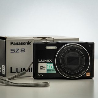 Cámara Digital Compacta Panasonic Lumix SZ8