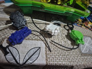 Beyblade Burst Originales