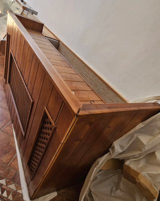 Mueble bar de madera