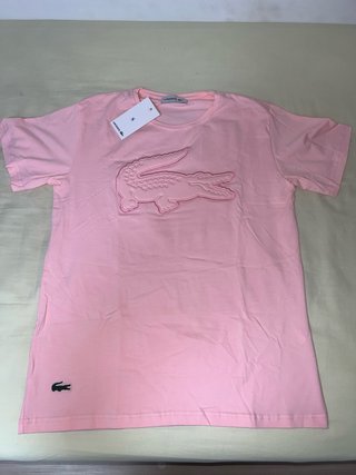 Camiseta Lacoste rosa con cocodrilo grande