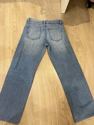 Pantalones vaqueros con brillos