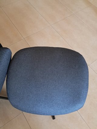 Poltrona Jysk con poggiapiedi