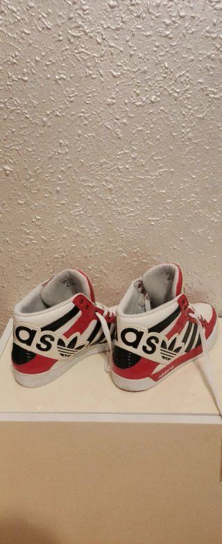 Zapatillas Adidas Altas Rojas y Blancas