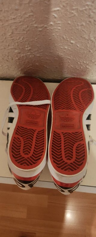 Zapatillas Adidas Altas Rojas y Blancas