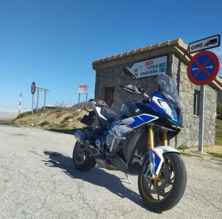 BMW S1000XR Azul/Blanco