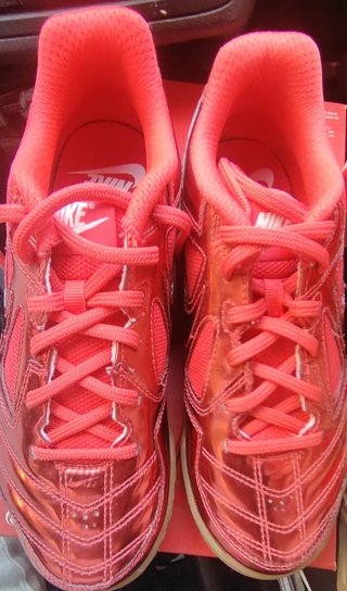 Nike Gato LV8 Talla 37.5 y 39