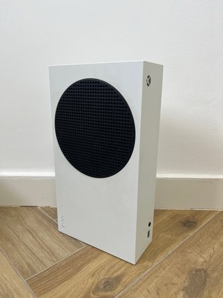 Xbox Series S 512GB + 2 Mandos (Blanco y Azul)
