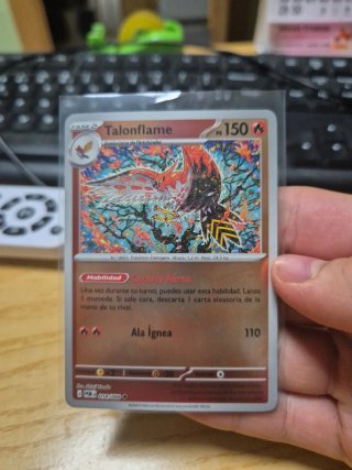 Carte Pokémon originali in varie lingue