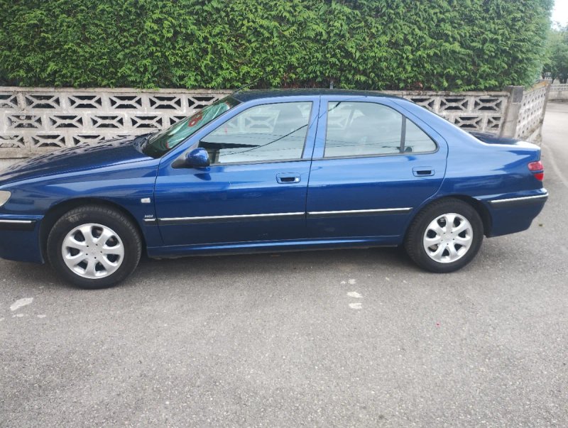 Peugeot 406 2000 - foto 1