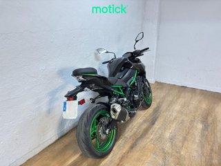 KAWASAKI Z 900 (E)(A2)