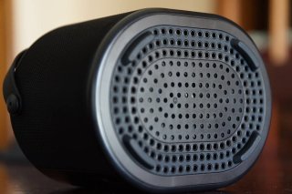 Altavoz BraneX Negro con cargador