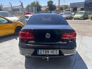 Volkswagen Passat 2011