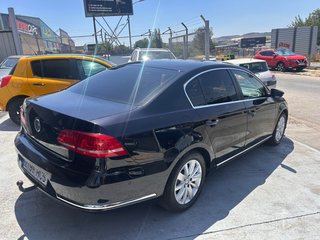 Volkswagen Passat 2011