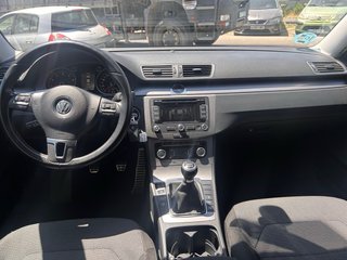 Volkswagen Passat 2011