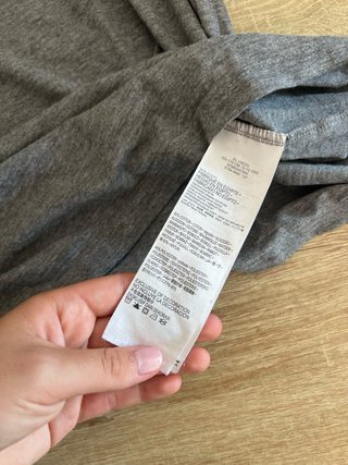 Camiseta Levi Strauss & Co. Gris