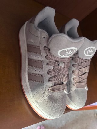 Adidas Campus Marrones y Grises