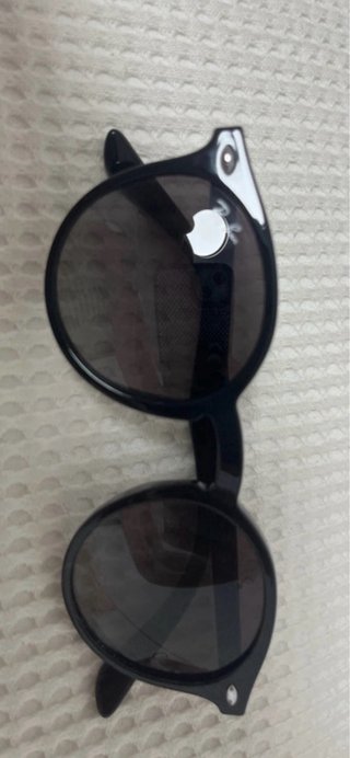 Gafas de sol Ray-Ban para niños, como nuevas