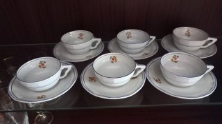 Juego de café de porcelana floral