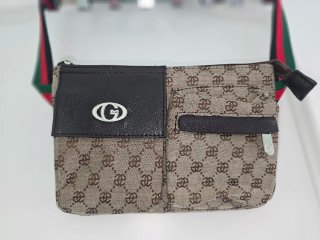 Riñonera Gucci Marrón Monogram