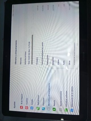 Tablet Huawei MediaPad T3 10, RAM 3GB/32 GB Gris