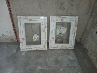 2 ventanas PVC oscilobatientes apertura izq.
