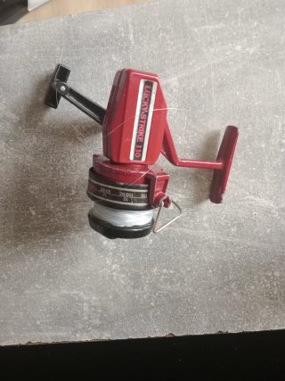 Carrete de pesca antiguo