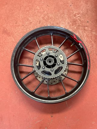 Llanta Trasera YZF 125 2015