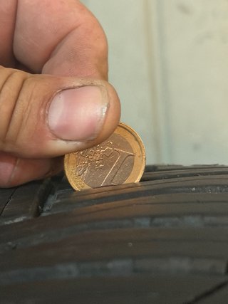Neumáticos 225/50/17