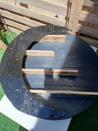 Estantería de pared luna