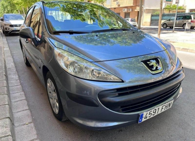 Peugeot 207 2007 - foto 1