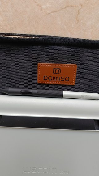 Tavoletta Grafica Wacom One 13.3 + custodia Doniso