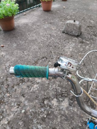 Bicicleta BH infantil azul