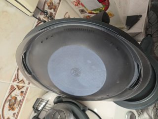 Thermomix TM5 con 2 vasos y Varoma