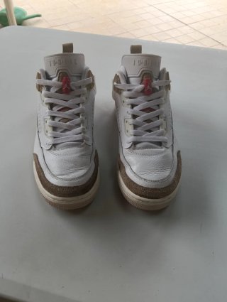 Jordan Spizike Low Bianco Rosso Desert Camo