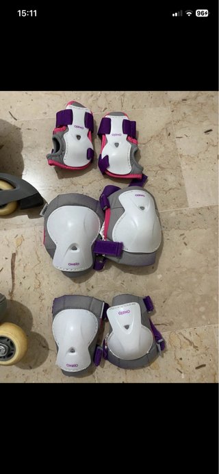Pattini da bambina con protezioni
