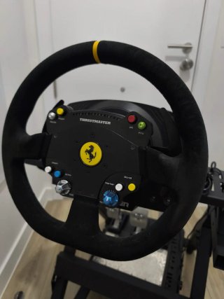 Thrustmaster  Volante TS-PC, TLCM Pedals y soporte