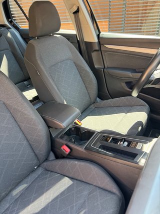 Volkswagen Golf 2022
