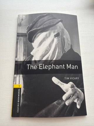 Oxford Bookworms Library: Stage 1: The Elephant...