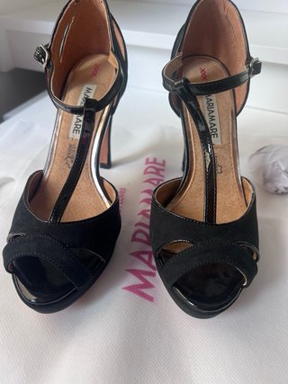 Zapatos de tacón negros de Mariamare, Talla 37