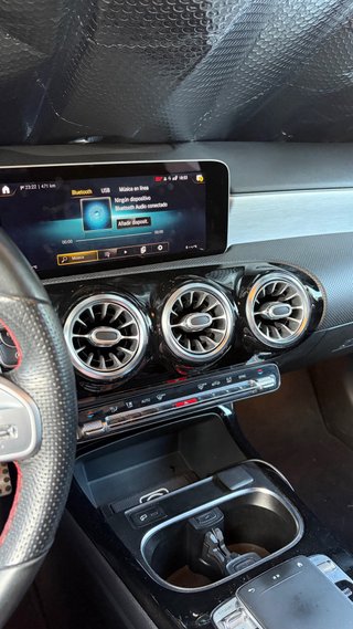 Mercedes-Benz Clase A 180d Sedán AMG + pack night