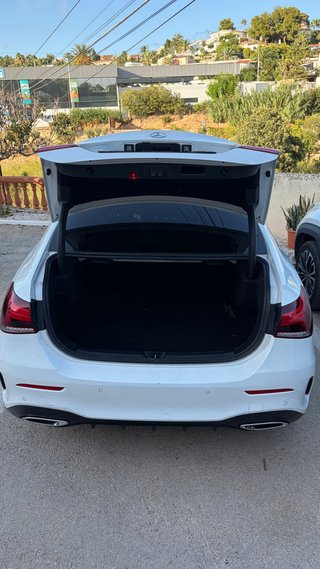 Mercedes-Benz Clase A 180d Sedán AMG + pack night