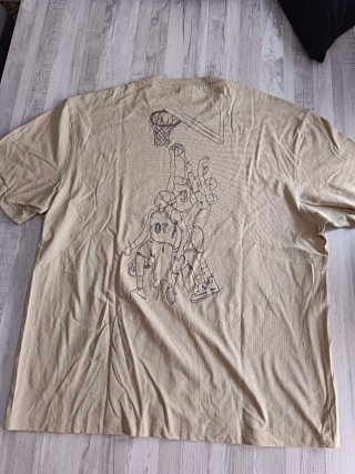 Camiseta Massachusetts Bershka Beige
