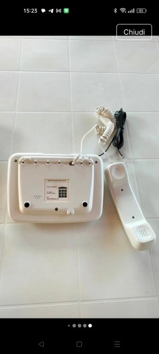 2 Telefoni Vintage con Cornetta e Tastiera