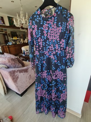 Vestido largo floral escote espalda