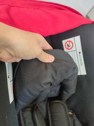 Maxi-Cosi con capota y reductor en buen estado