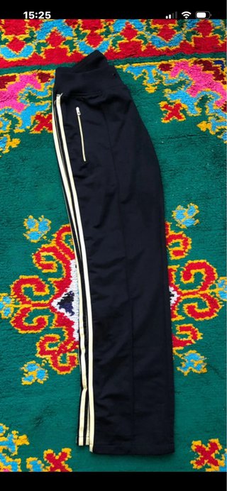 Chándal Adidas 90s Negro y Dorado
