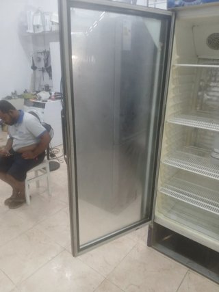 Nevera expositora Pepsi