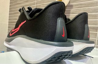 Nike Quest 6 Zapatillas Negras Rojas
