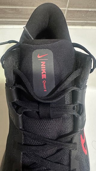 Nike Quest 6 Zapatillas Negras Rojas