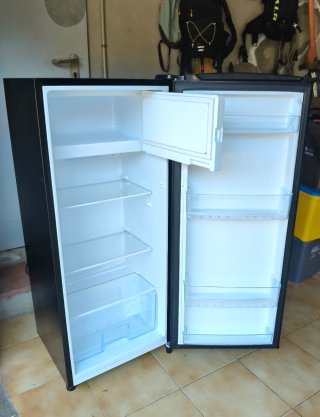 Frigorífico Hisense Negro